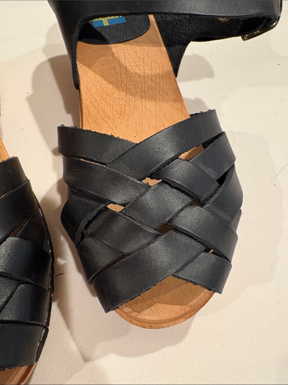New without tags MIA woven peep toe clogs. - Picture 5 of 6